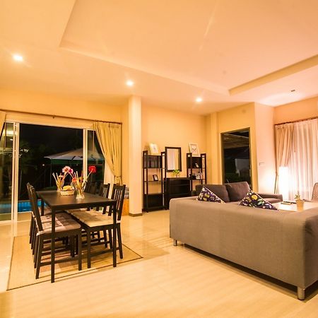 The Ville Deluxe Modern Pool Villa Pattaya Εξωτερικό φωτογραφία