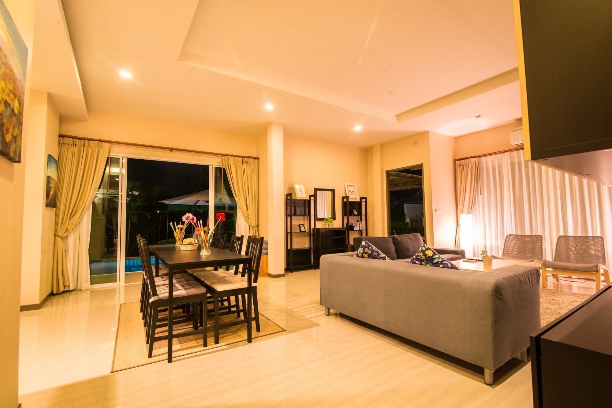 The Ville Deluxe Modern Pool Villa Pattaya Εξωτερικό φωτογραφία
